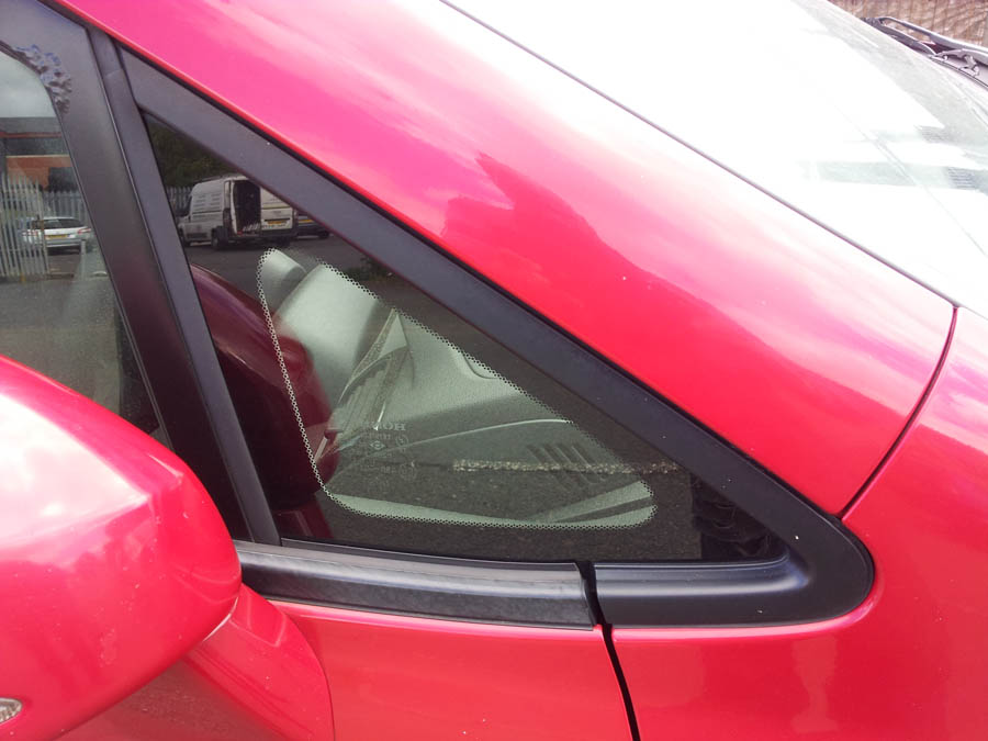 Honda FRV I-VTEC SE quarter-window-glass-driver-side-front